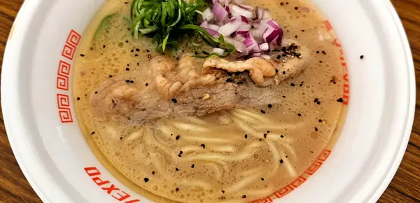 ラーメンEXPO 2025 完全無化調 麺匠彩どり.（愛知）のAdditive-free (no MSG) creamy ramen