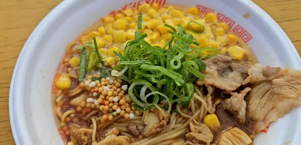ラーメンEXPO 2025 麺や齋とう（大阪）のホタテたっぷり北海道味噌ラーメン
